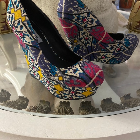 New platform - Picture 3 of 6